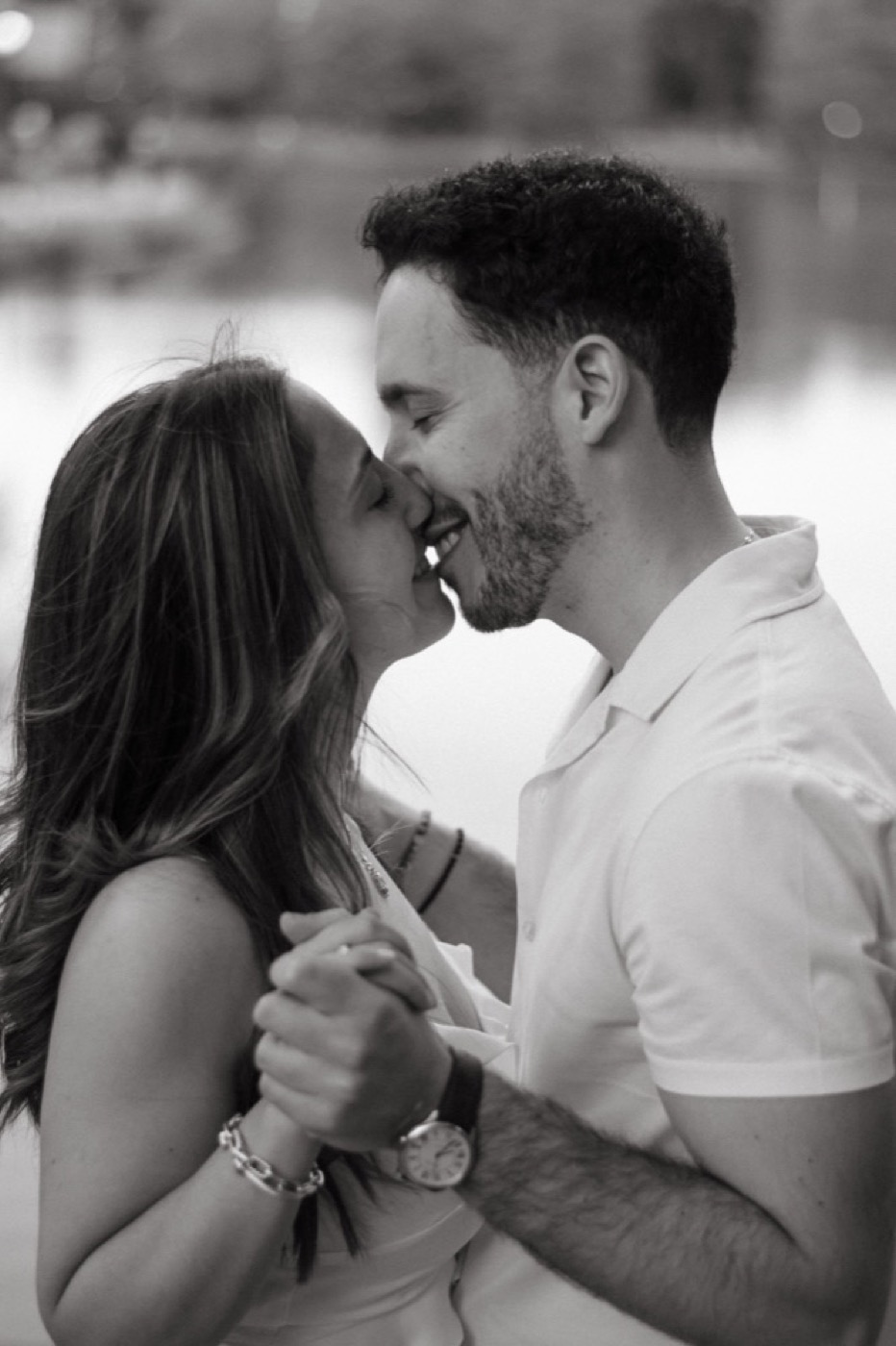 Joelle and Tyler close kiss